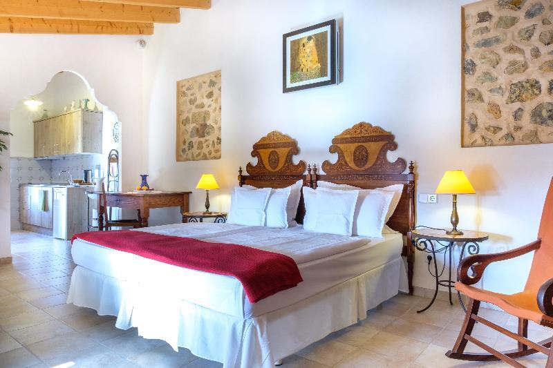 Finca Can Estades 4* Calvià